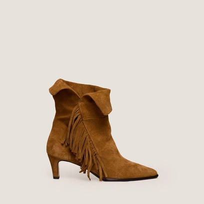 Fringed ankle boots with pointed toes in tabacco suede | VELINA