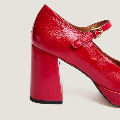 Platform mary janes with rounded toes patent crinkled leather in berry red | veritox