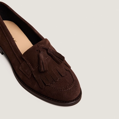 Tasseled loafers dark brown split leather | nelle