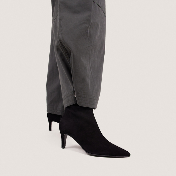 Stiletto-heel ankle boots in black suede | DIEMINA