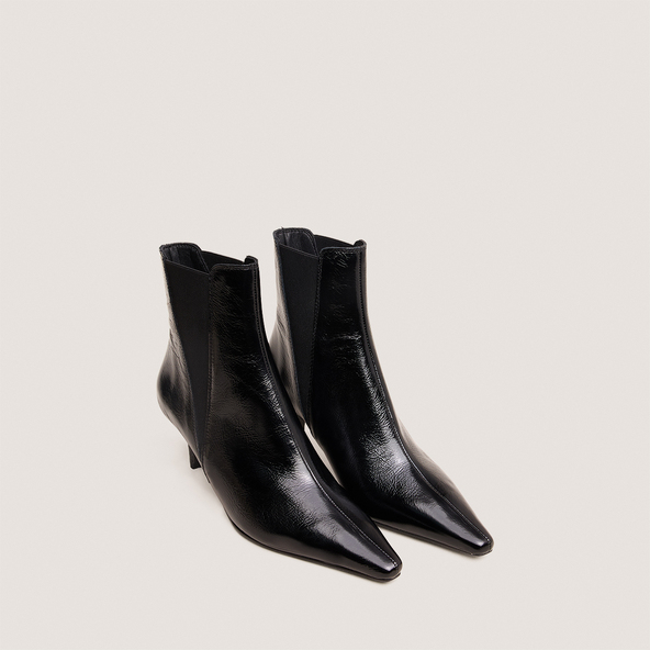 Pointed-toe stiletto-heel ankle boots in black shiny leather | BORGIA