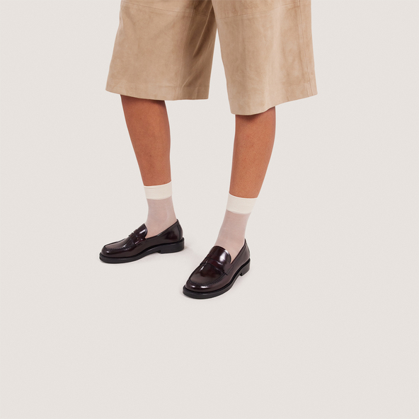Round-toe loafers in burgundy patinated leather | DOLIVIA