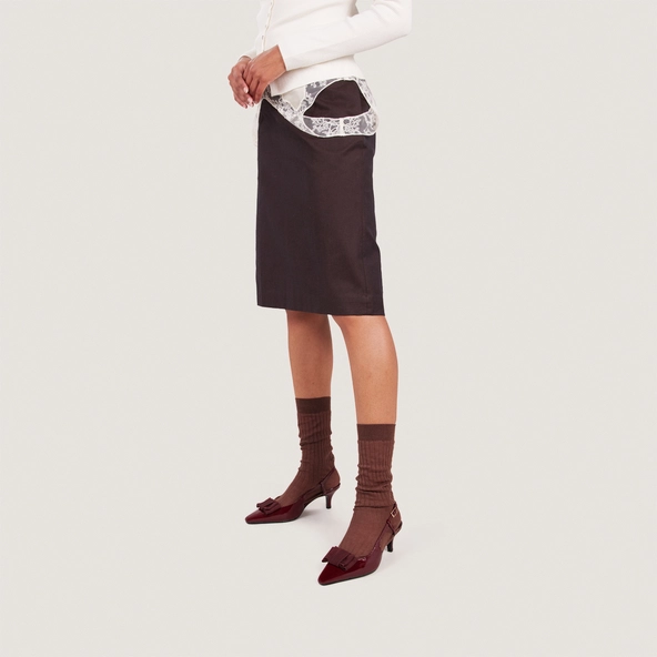 Bow Pumps in pleated burgundy patent leather | DALO