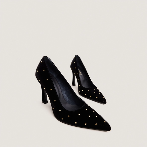 Studded Pumps in black velvet | DANITA