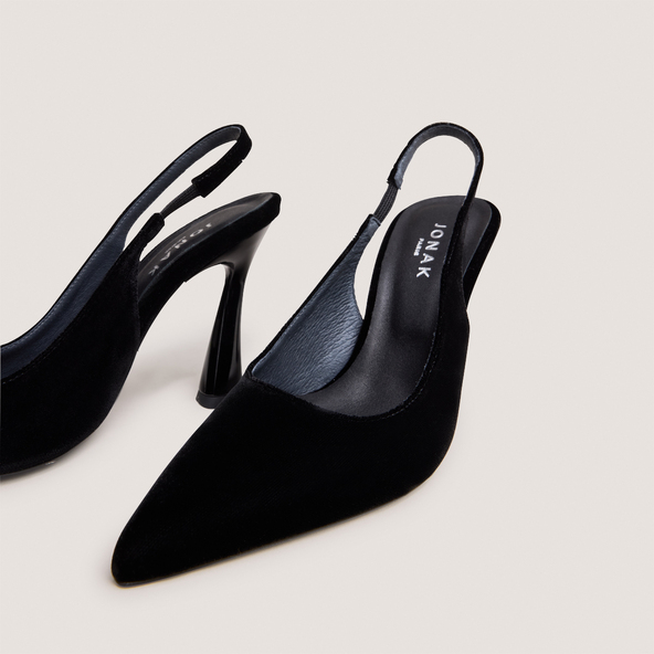 Pointed-Toe Slingback Pumps in black velvet | DRESSY