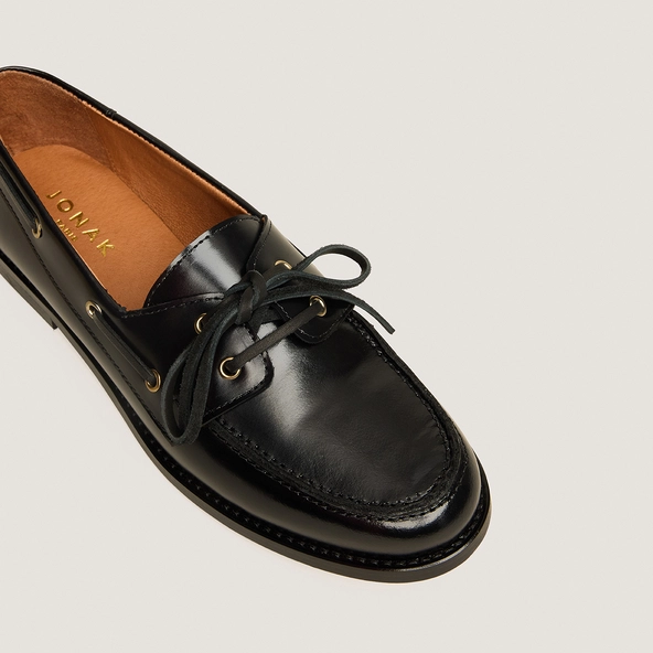 Loafers with laces In shiny black leather | AULGA