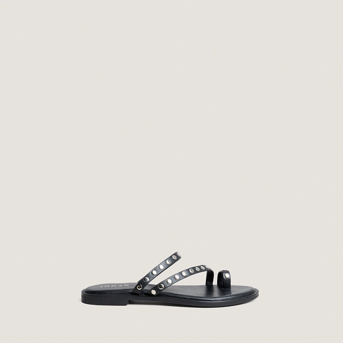 Flat sandals with thin straps in black leather | WICKET