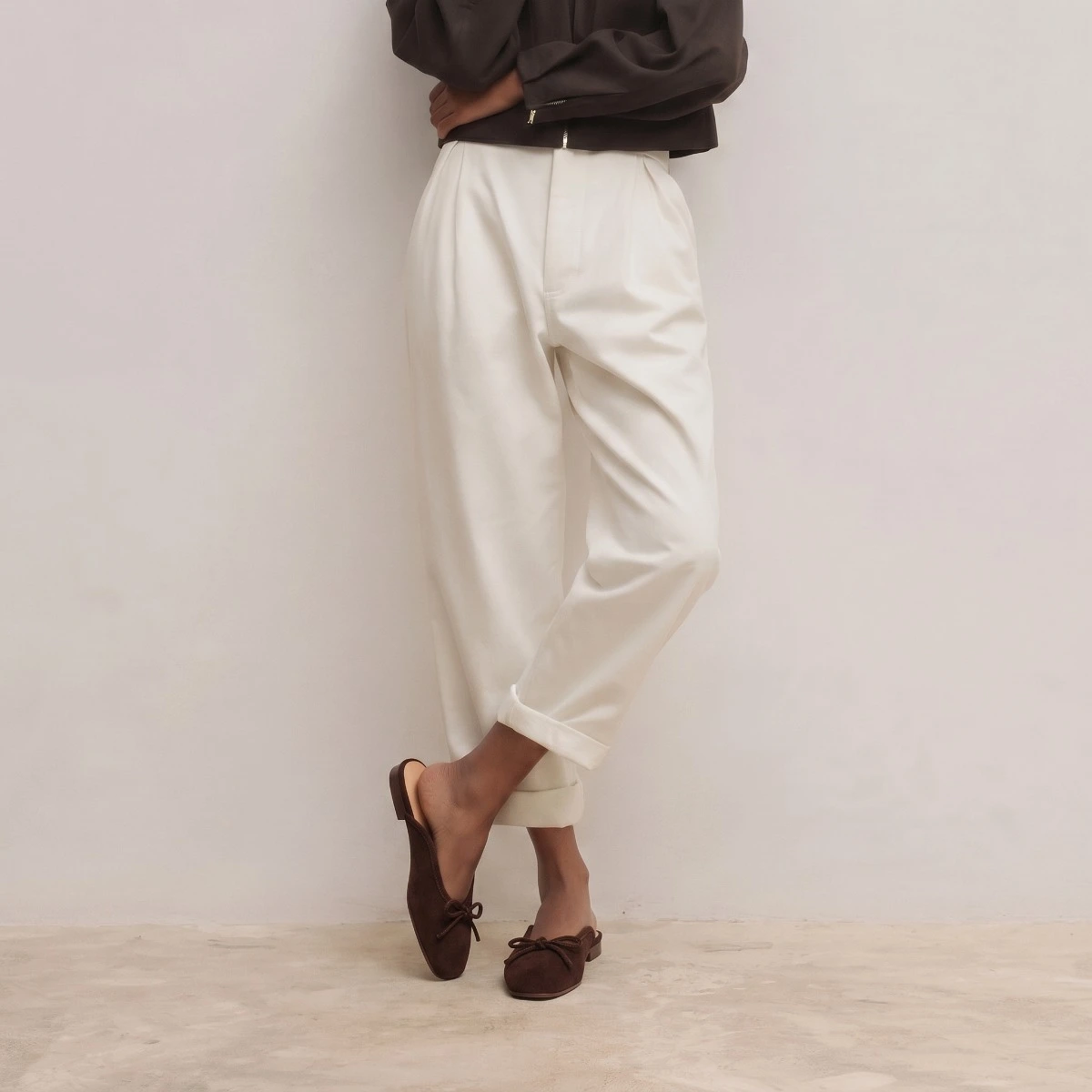 Laced mules in dark brown split leather | NICCOLO