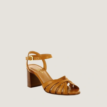 Strappy open-toe sandals camel