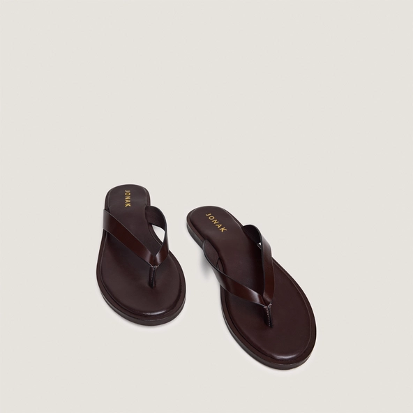 Thong sandals in dark brown leather | WITTY