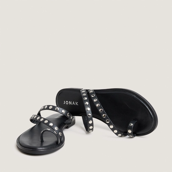 Flat sandals with thin straps in black leather | WICKET