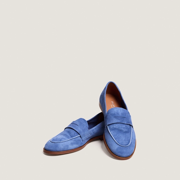 Round-toed loafers in steel blue suede | THELMA