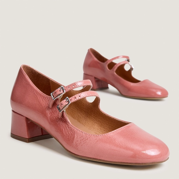 Double-strap Mary Janes in dusty rose pleated patent leather | DUNY