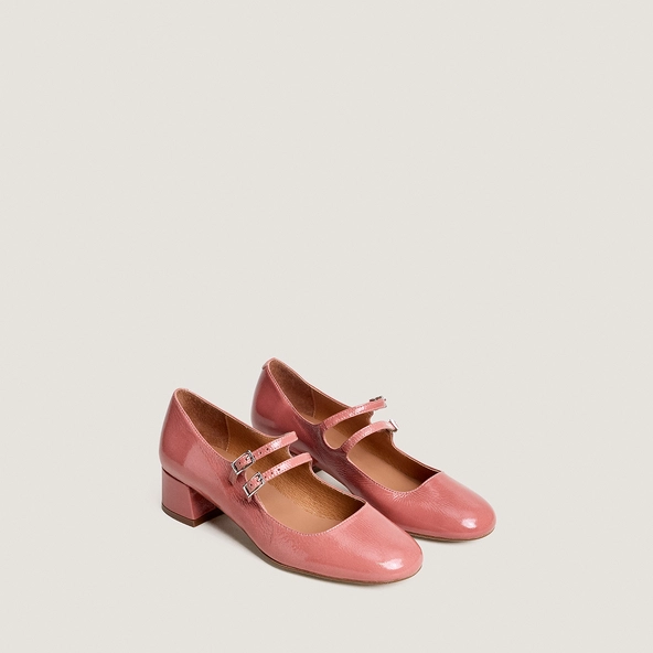 Double-strap Mary Janes in dusty rose pleated patent leather | DUNY