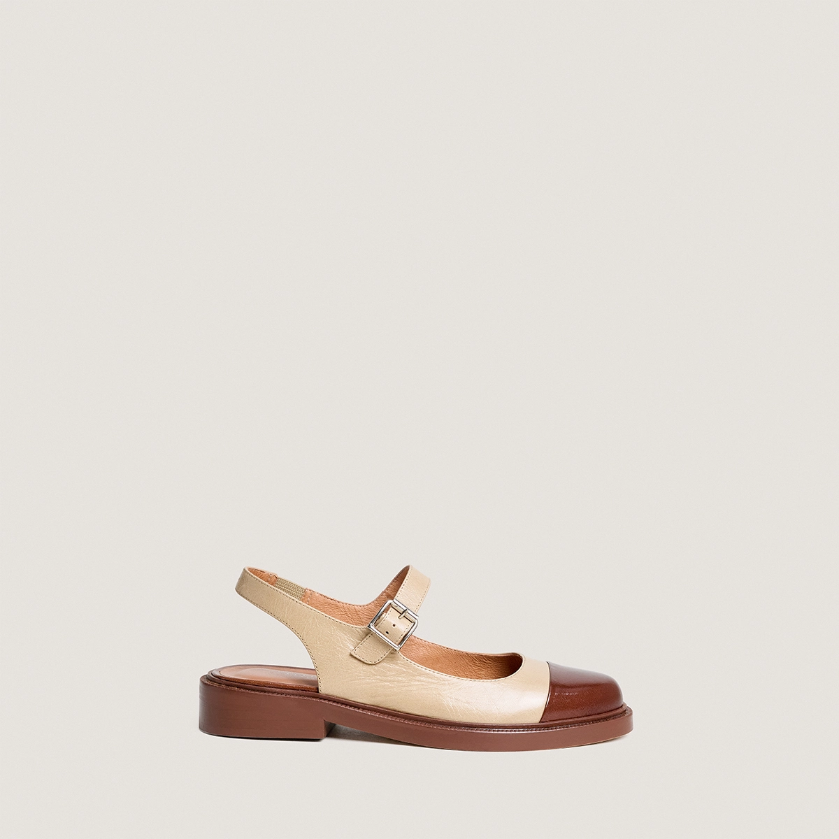 Slingback ballet flats in almond brown shiny leather and greige aged leather | DANKE