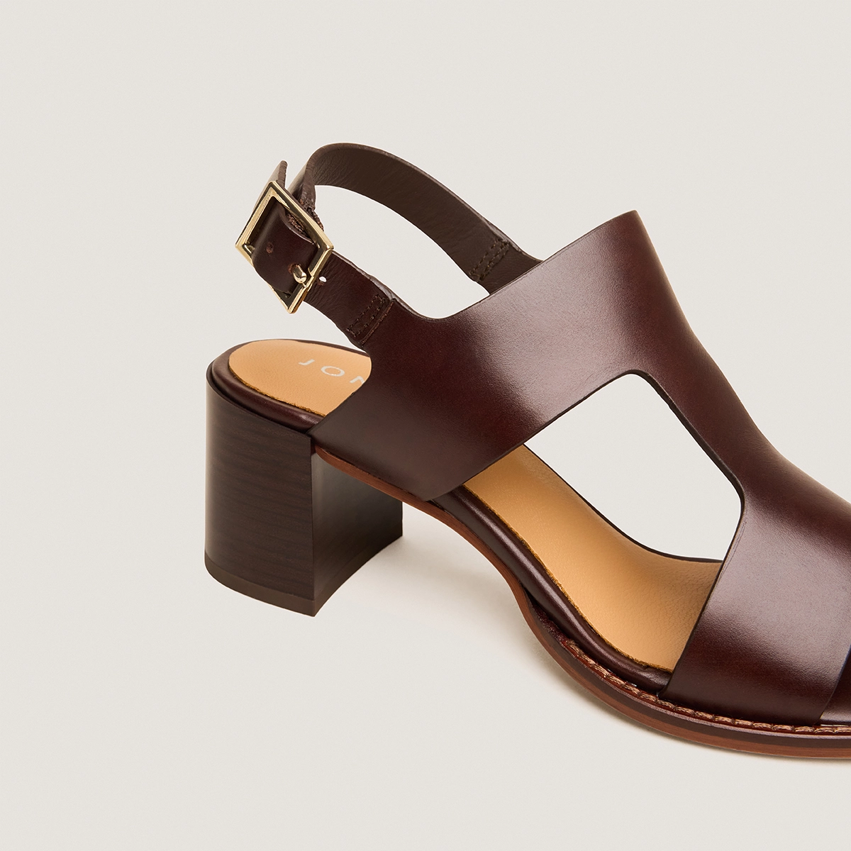 Heeled sandals with adjustable buckles in red-brown leather | ALEXANDRA