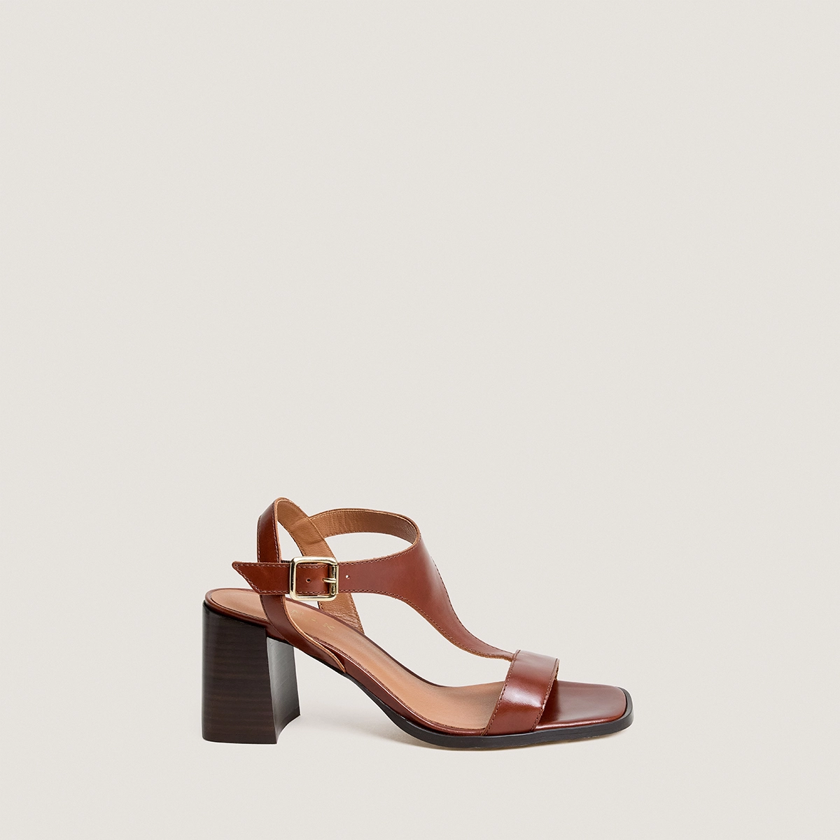 High laminated-heel sandals in brown leather | VODKA