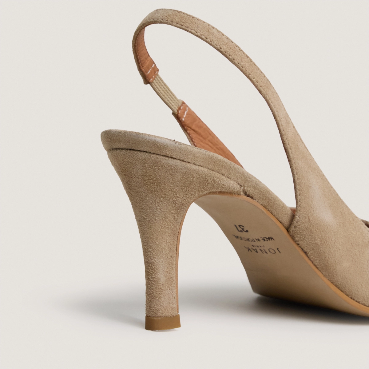 Square-toe slingback pumps in camel suede | DELOURS