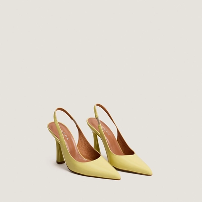 Pointed-toe slingback pumps in pale yellow pleated patent leather | dressy