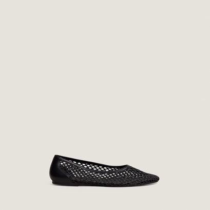 Perforated ballet flats in black jelly | UGO