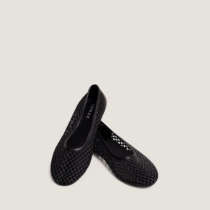 Perforated ballet flats in black jelly | UGO