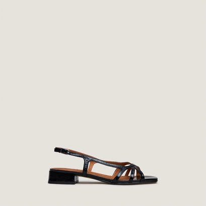 Low-heel sandals black
