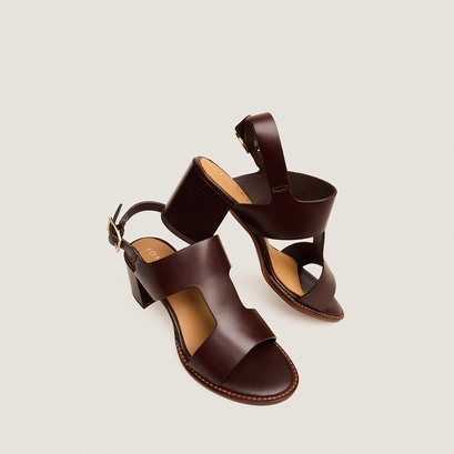 Heeled sandals with adjustable buckles in red-brown leather | alexandra