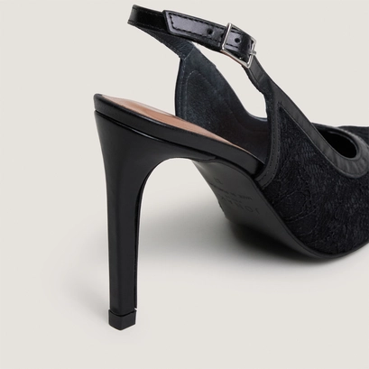 Pointed-toe slingback pumps in black lace and black leather | daxa