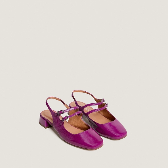 Round-toe Mary Janes in purple pleated patent leather | DOBLE