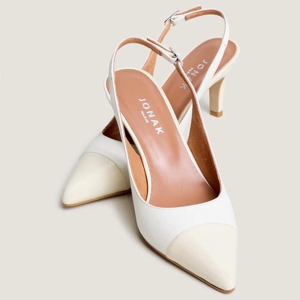 Slingback pumps in ecru leather and patent leather | DESTELLE