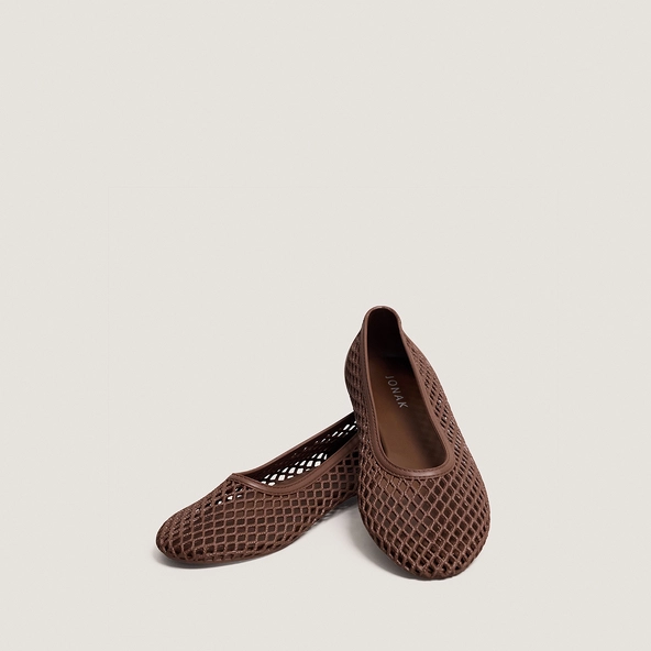 Perforated ballet flats in brown jelly | UGO