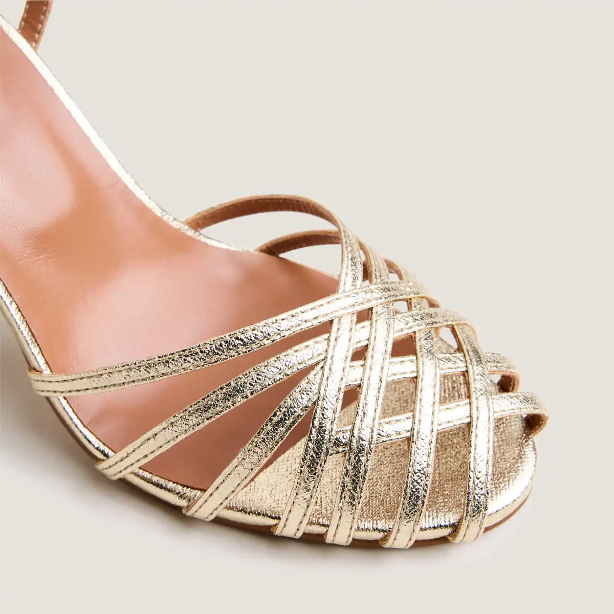 High-heeled sandals in platinum metallic textile | DAMORIA