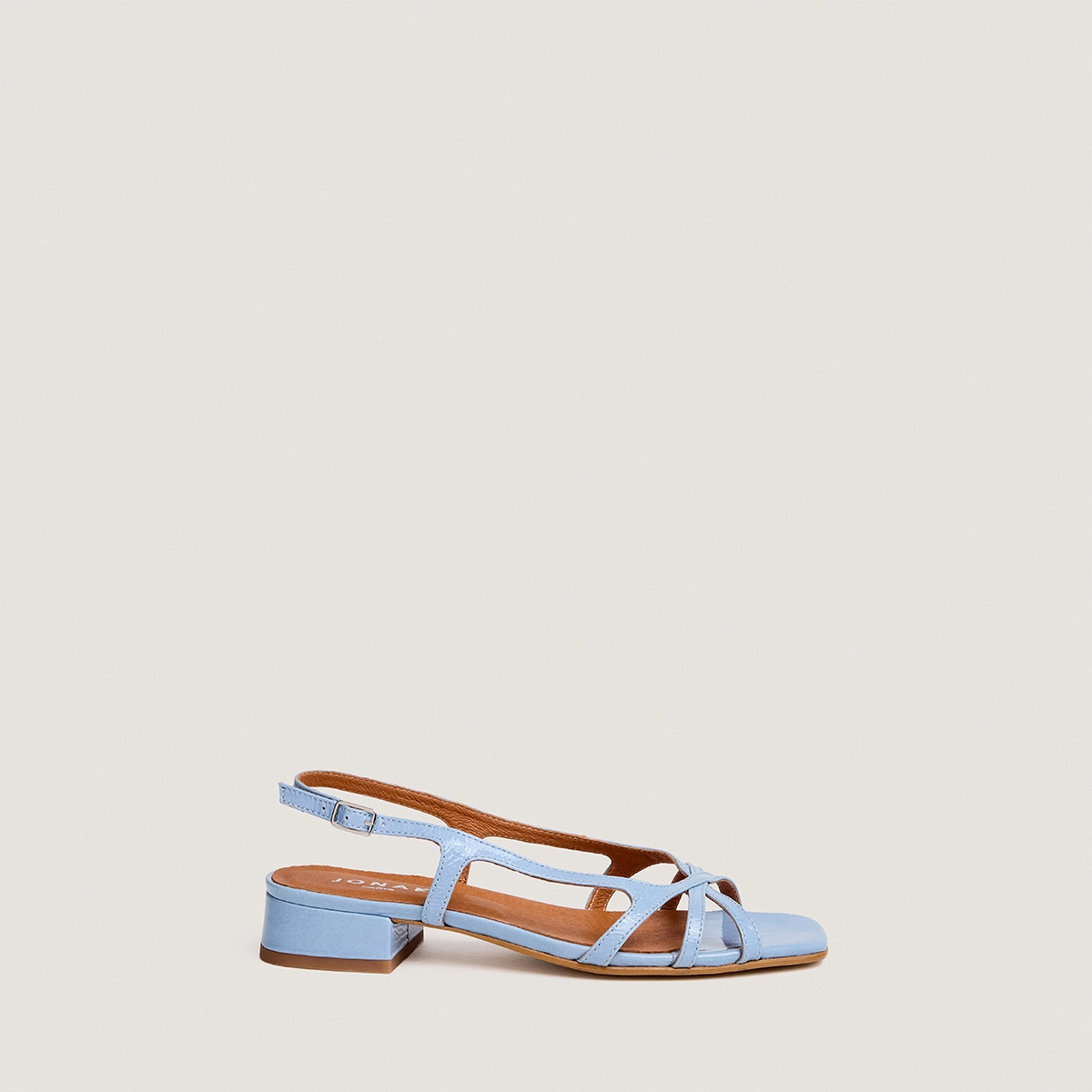 Low-heel sandals in sky blue pleated patent leather | ARGOS