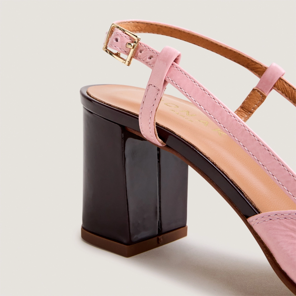 Heeled slingbacks in burgundy patent leather and petal pink pleated patent leather | DHAPOP