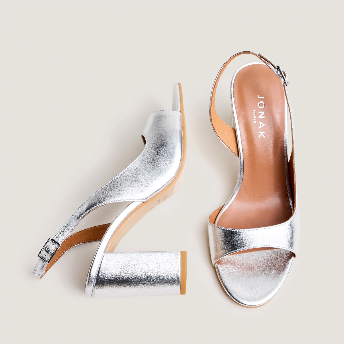 Slingback sandals in silver metallic leather | DEBOUT