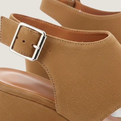Wedge sandals with adjustable straps in taupe split leather | dablo
