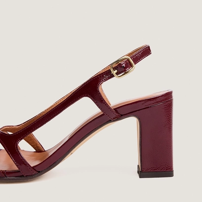 High-heel sandals burgundy