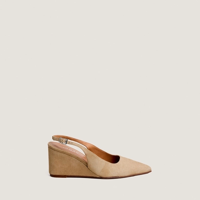 Wedge slingback pumps in camel suede | dixtine
