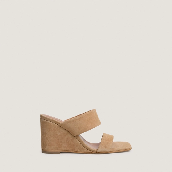 Wedge mules in camel suede | VOYELLE