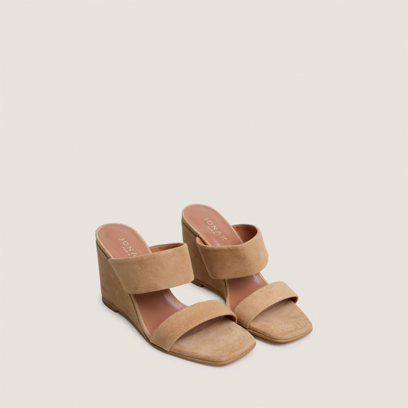 Wedge mules in camel suede | VOYELLE