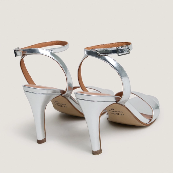 High-heel ankle-strap sandals in silver mirror leather | DILECTA