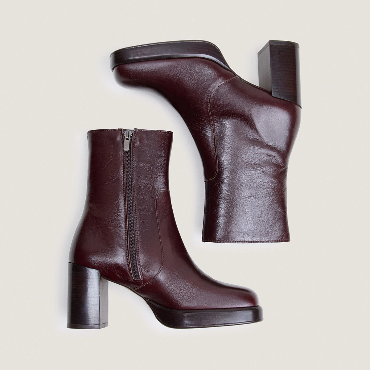 Platform ankle boots with square toes in chocolate aged leather | BOOM