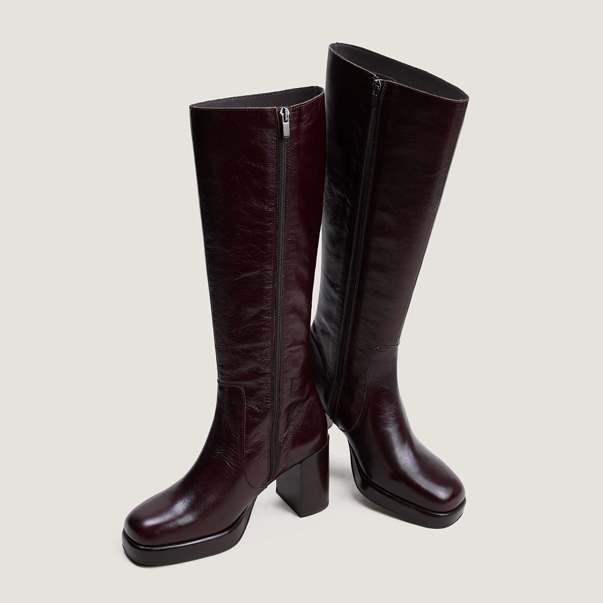 Platform boots in chocolate aged leather | BAM