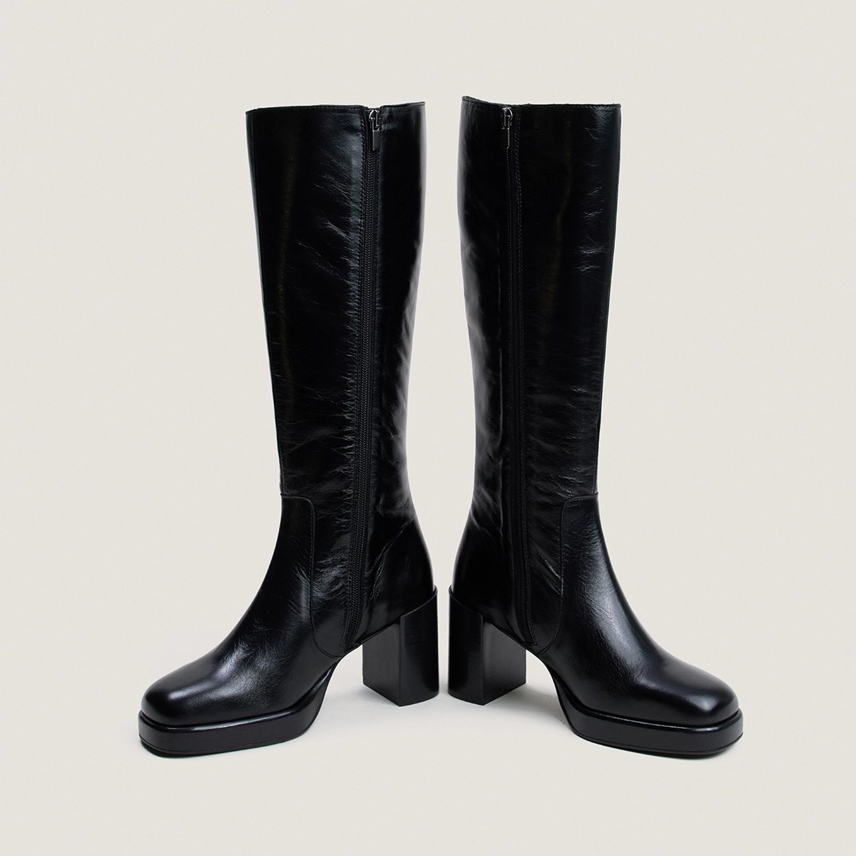 Platform boots in black aged leather|BAM
