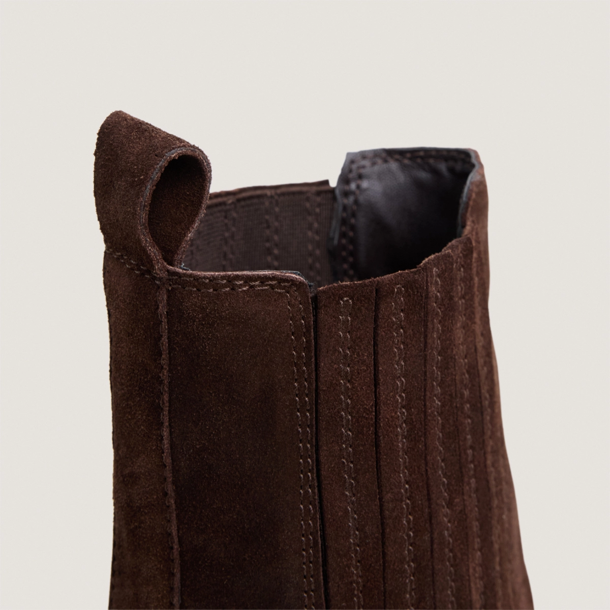 Heeled and gathered ankle boots in chocolate split leather | PIPA
