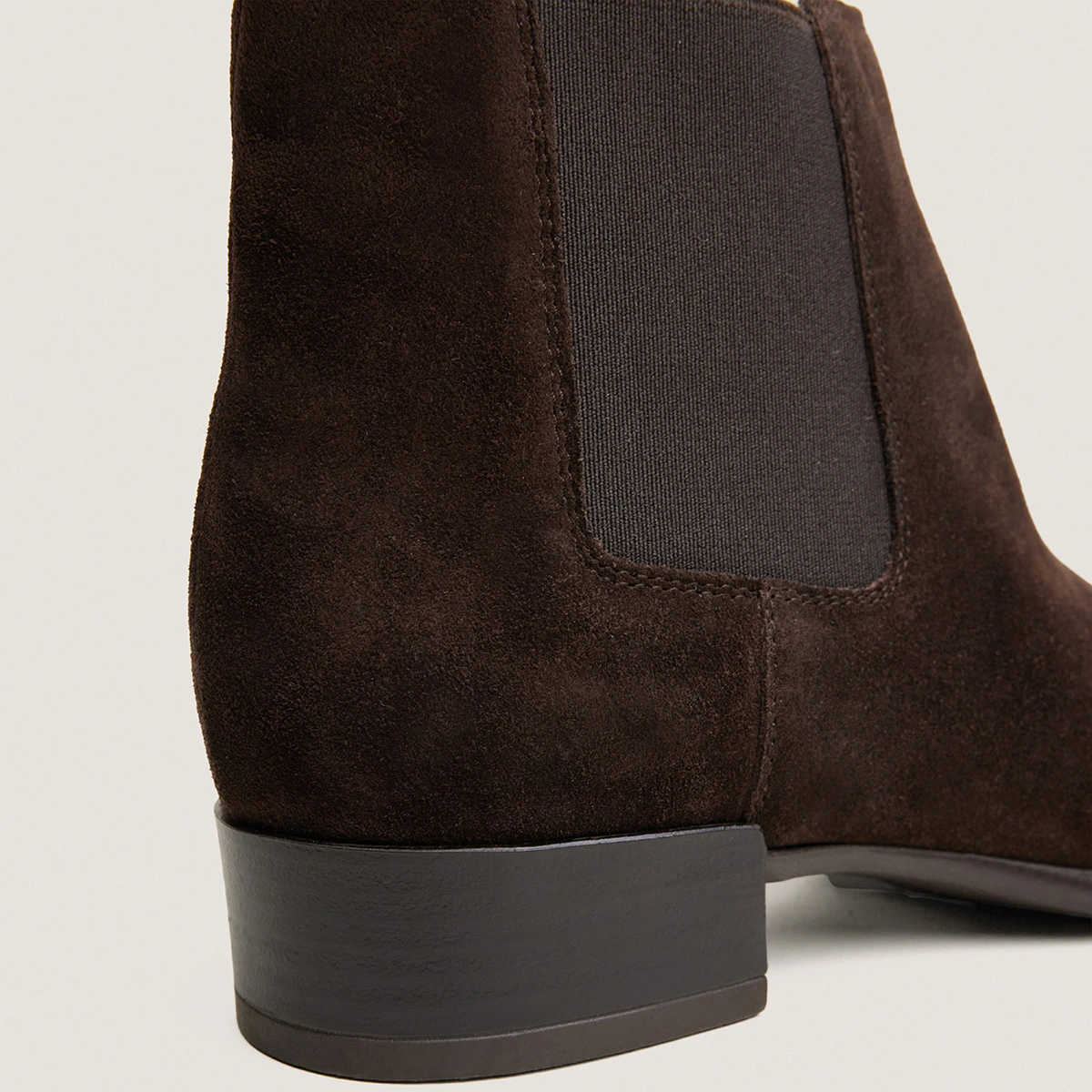 Low boots with elastic and flat heels in dark brown split leather | PHILEANDRE