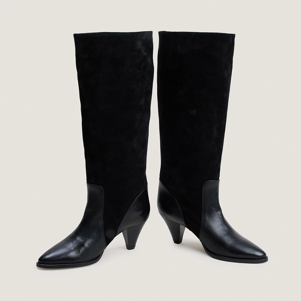 Boots with pointed heels in black leather and black split leather | LEONORE