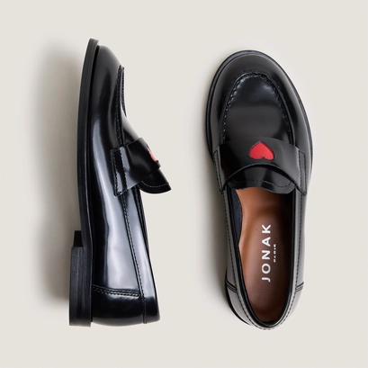 Round-toe loafers with heart detail - capsule mini in black glazed leather | mini donjuan