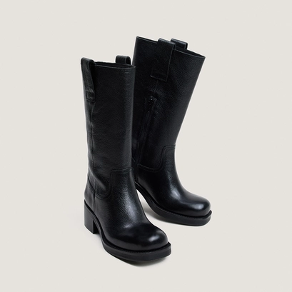 Riding boots black