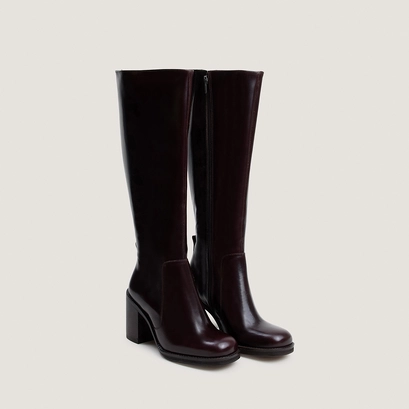 Boots with overflowing heels dark brown